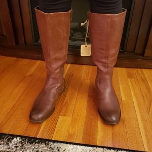 NWT BORN RIDING BOOTS